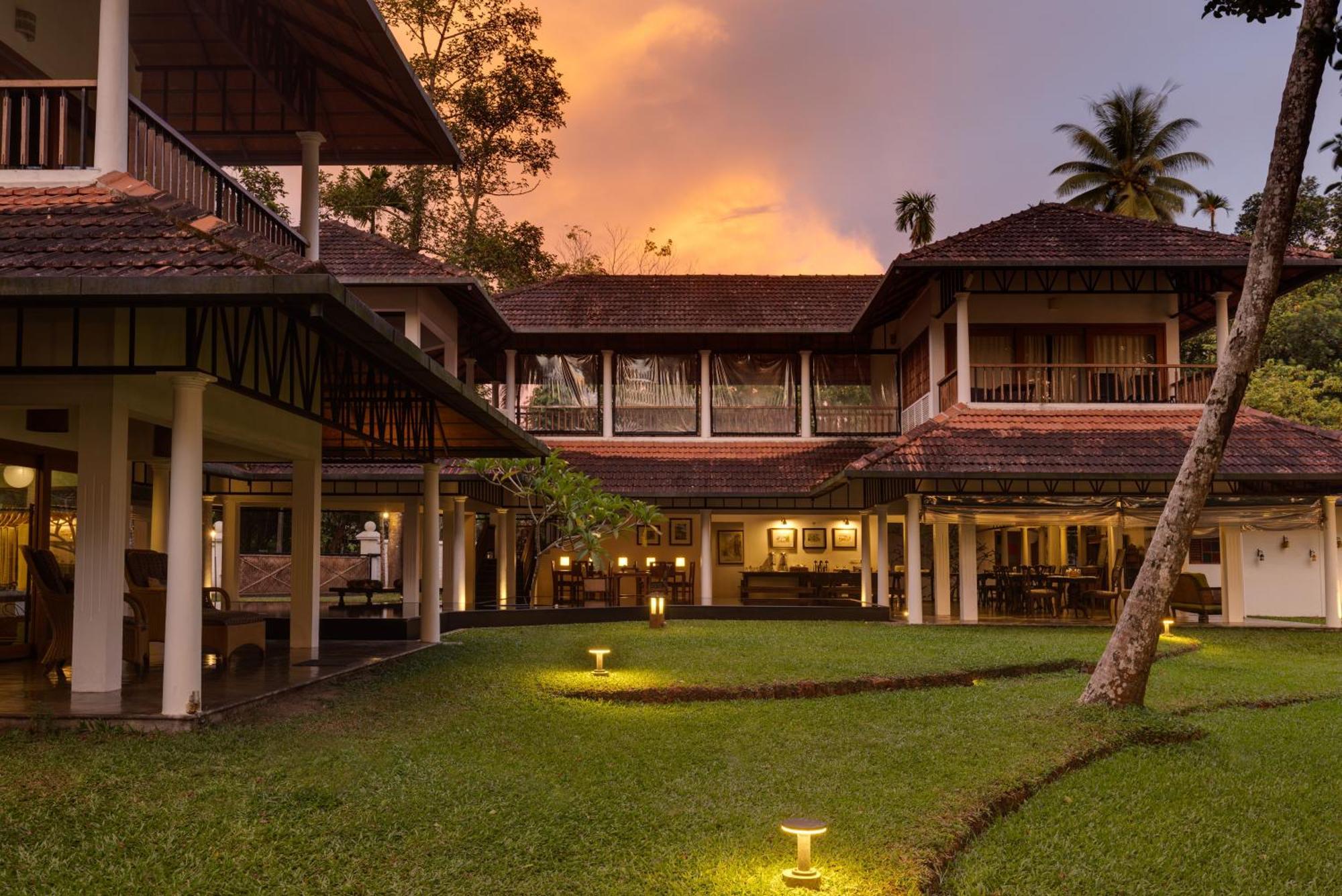 Cranganor History Cafe & Riverside Chateau North Paravur المظهر الخارجي الصورة